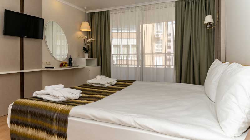  Standard Room Land View